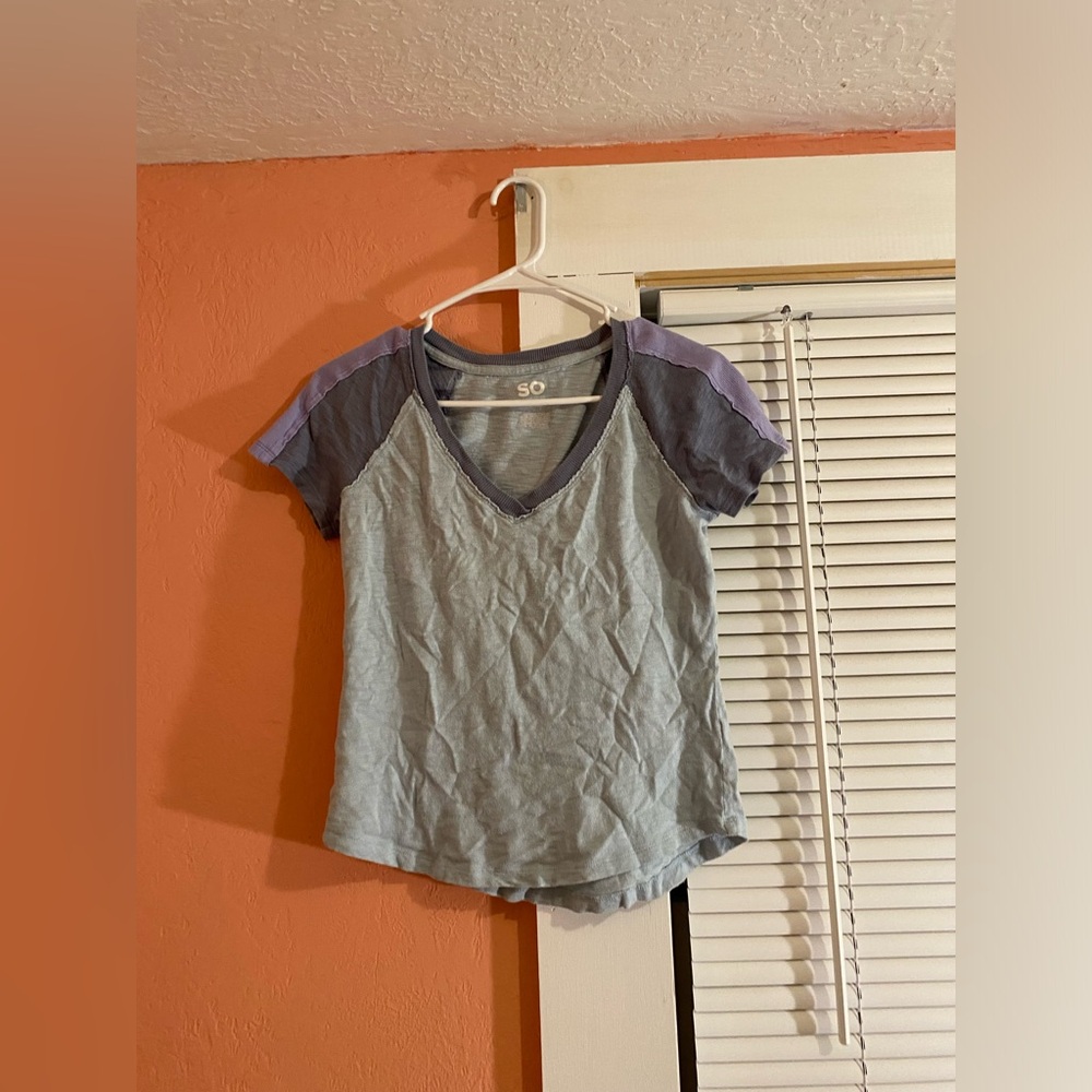V-neck t-shirt.